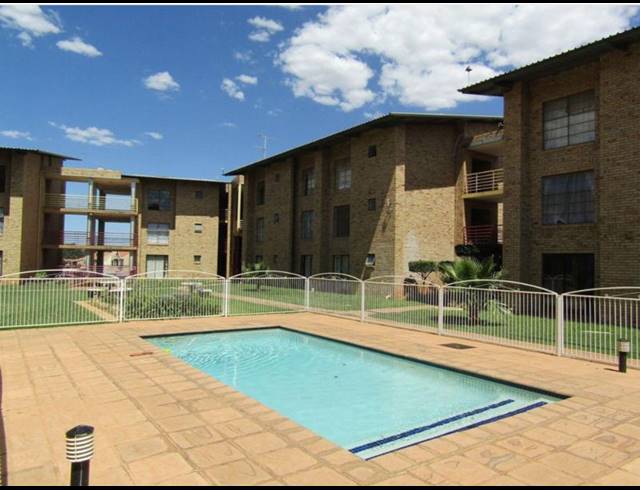 1 BEDROOM PROPERTY TO RENT IN DIE BULT